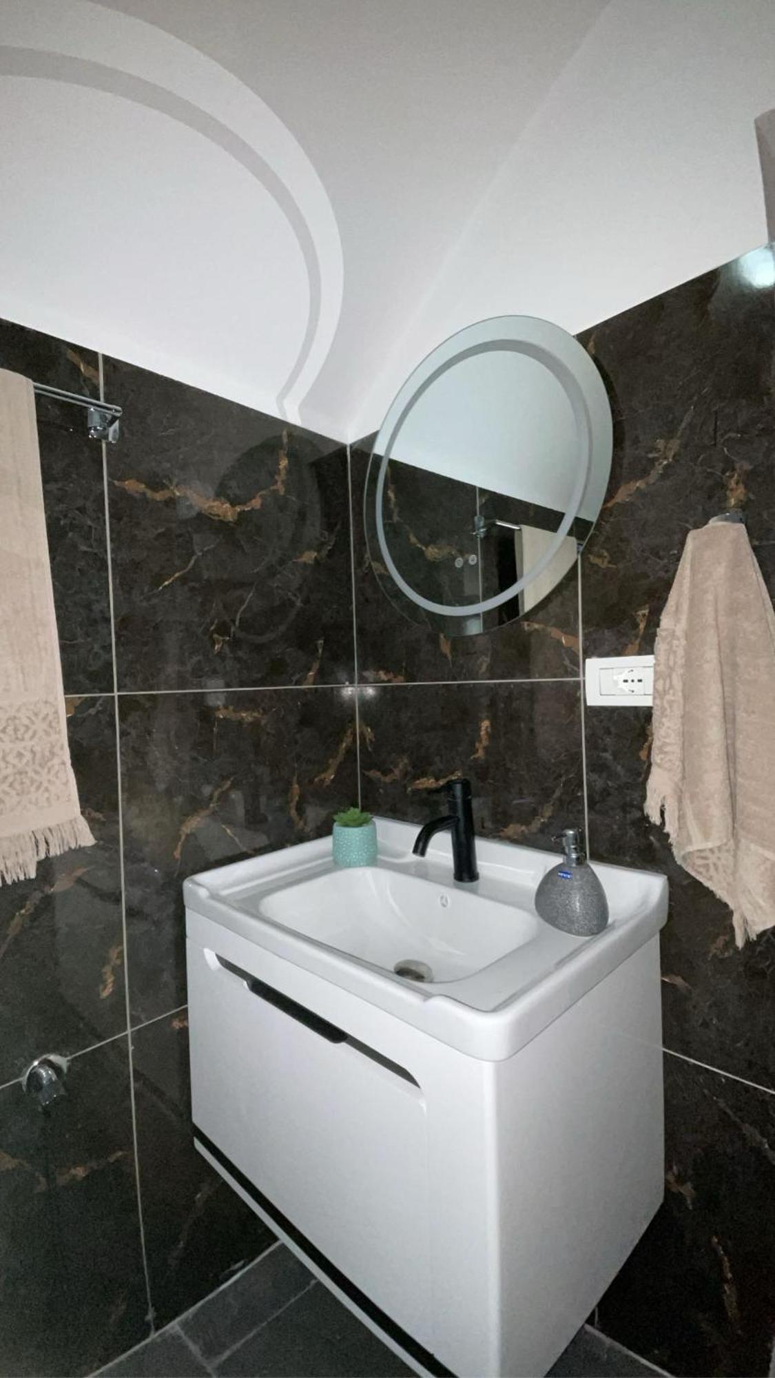 Riza Guest House Puke Экстерьер фото
